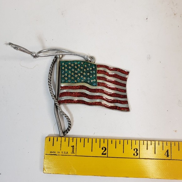 Vintage 2002 Gloria Duchin Pewter Patriotic Christmas Ornament Old Glory Flag - Picture 4 of 4